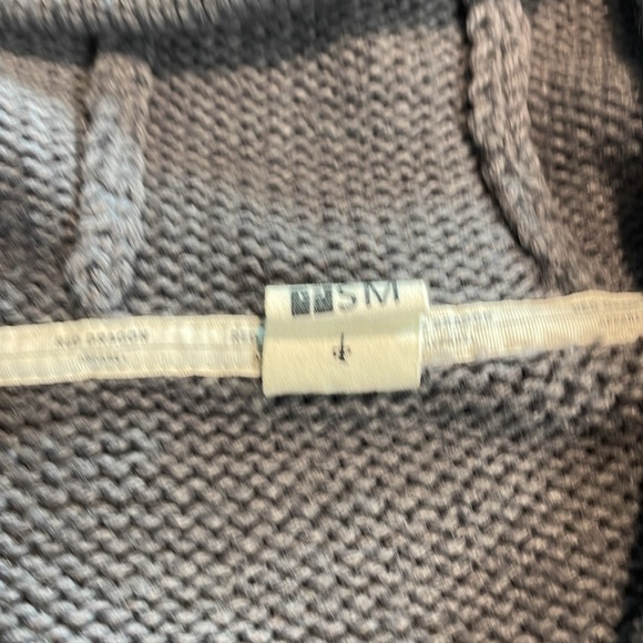 Red Dragon Women’s Full zip up Chunky Hoodie Size Small - Picture 2 of 9